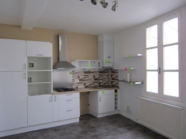 Appartement Fontenay Le Comte 4 pièce(s)