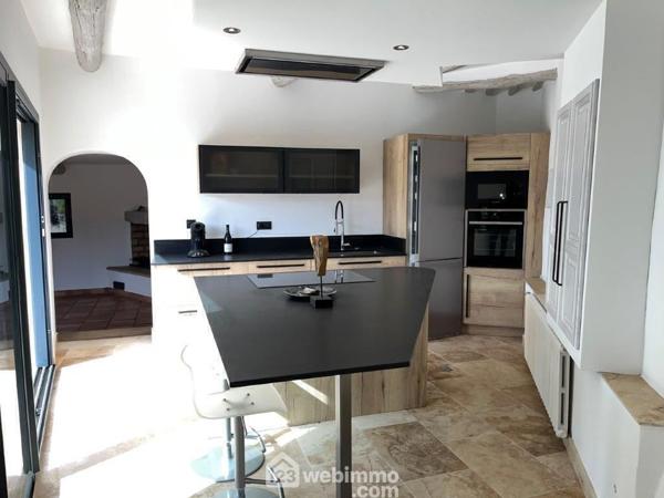 Maison 169 m² à Bédoin 84410