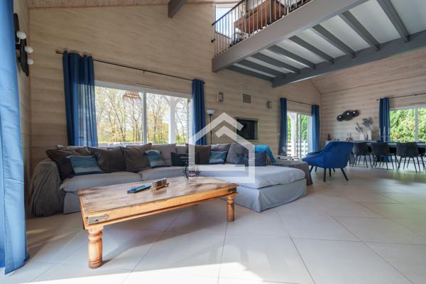 Maison 5 pièce(s) 4 chambre(s) 163 m²