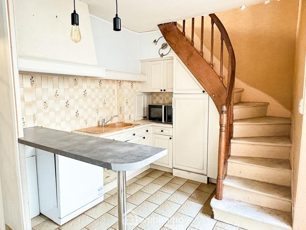 Maison 102 m² à Mauléon 79700