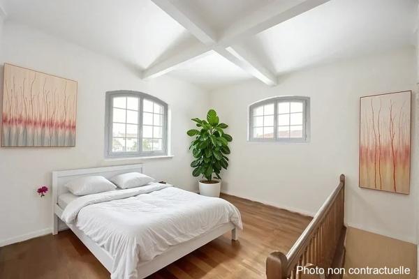 Maison d’architecte 5 chambres avec jardin clos, garage et beaux volumes – Beauvoir-sur-Mer