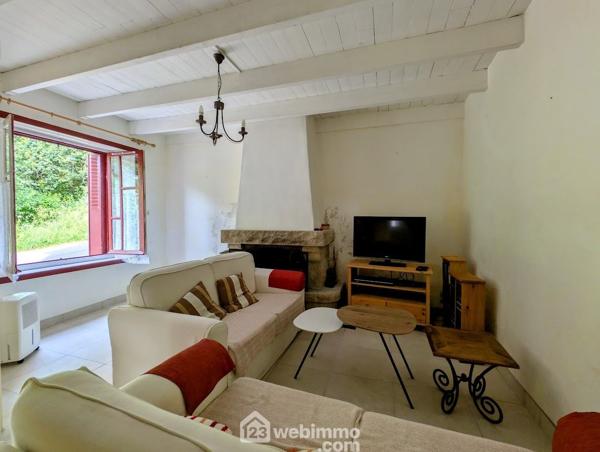 Maison 65 m² à Loguivy-Plougras 22780