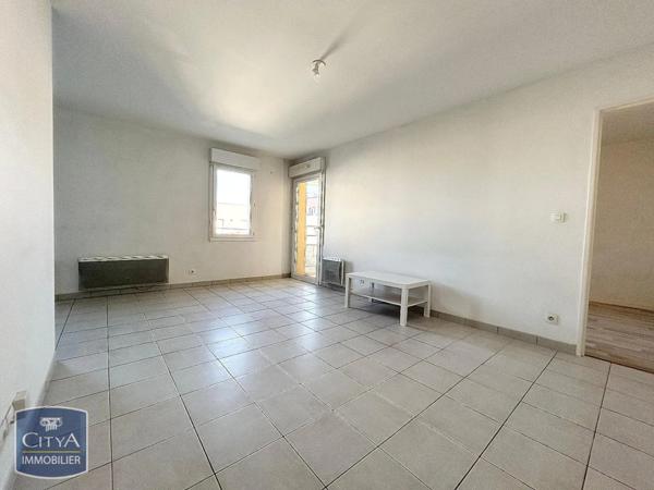 Appartement à louer 2 pièces 46.05m²