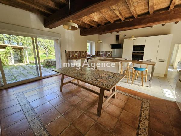 Maison à LA ROCHE-SUR-YON, 85000 - 4 pièces 124m²