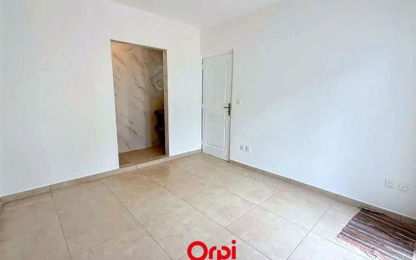 Maison à vendre    3 pièces •  Sainte-Marie