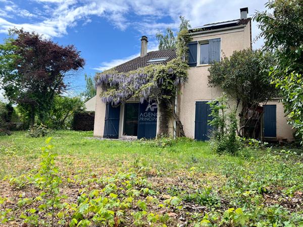 Maison Cergy 6 pièce(s) de 145.01 m² €339 000 ** - Référence 10964