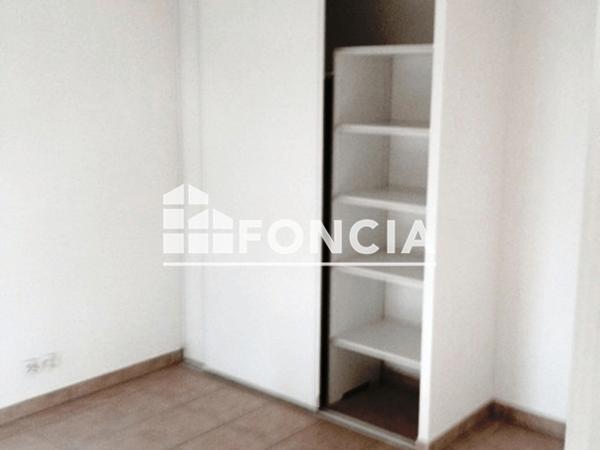 Location Appartement 3 pièces 55.19 m² - 4,5,6,7,9,11 RUE DOM LOBINEAU Quimper 29000