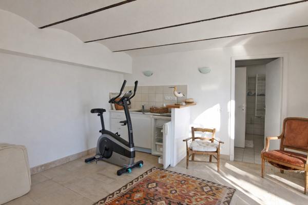 Vence, à 2 minutes à pied du centre, somptueuse villa de 321 m²