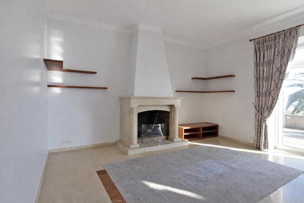 Vence, à 2 minutes à pied du centre, somptueuse villa de 321 m²