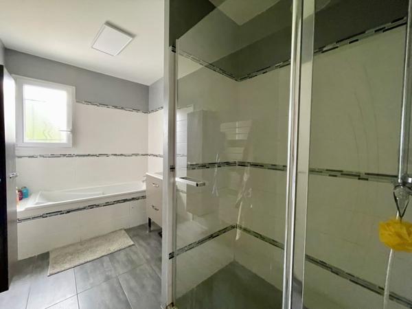 Maison 5 pièces - 100 m² Exclusivité efficity