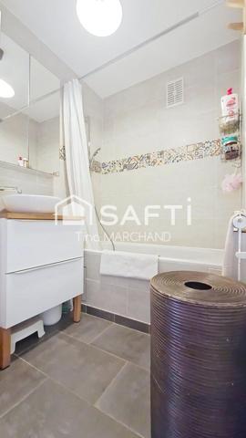 Appartement 3 pièces rénové – Dernier Etage