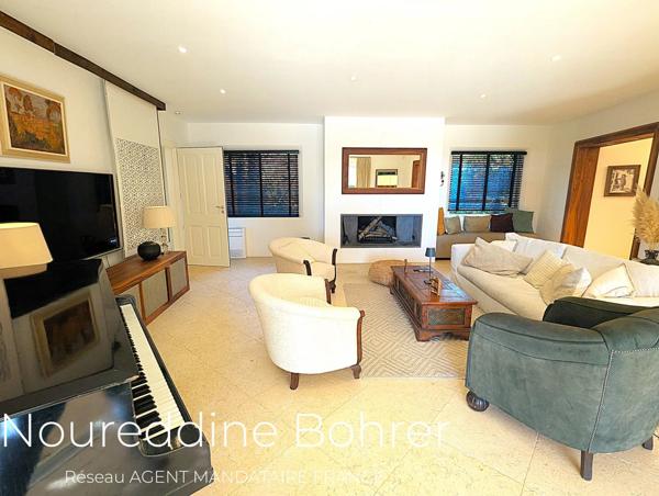 Immobilier Grimaud (83310) – Maison 251m2 – 3 200 000 €