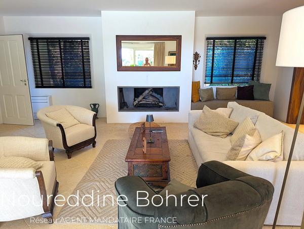 Immobilier Grimaud (83310) – Maison 251m2 – 3 200 000 €