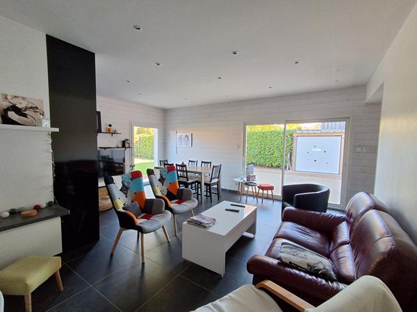 Vente maison La Roche Sur Yon : 299 000 € - AJP Immobilier La Roche-sur-Yon