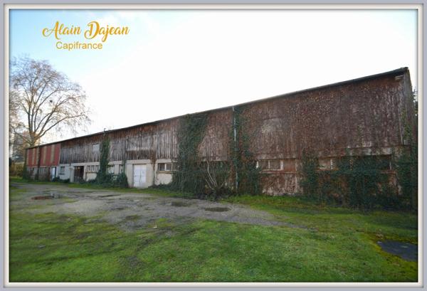 Dpt Lot et Garonne (47), EXCLUSIVITÉ CAPIFRANCE – AGEN – TERRAIN 3 519 M² AVEC BÂTI – FORT POTENTIEL INVESTISSEUR