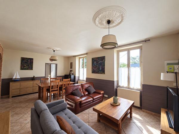 LE MANS - MAISON FAMILIALE AVEC JARDIN, DOUBLE GARAGE ET ATELIER