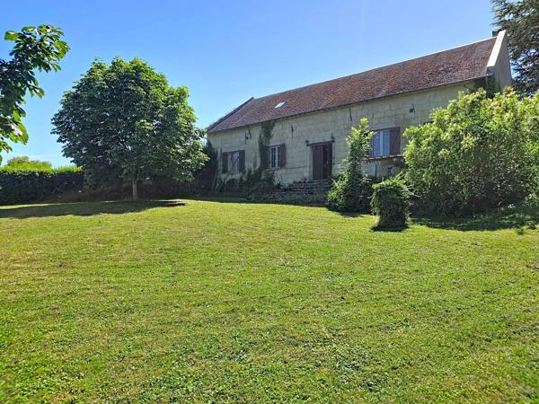 Vente                                                      Maison
                        
                     2 pièces                      170 m2                     à Montbavin