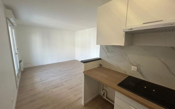 Appartement à vendre    1 pièce • 25,97 m2 Clichy-sous-Bois