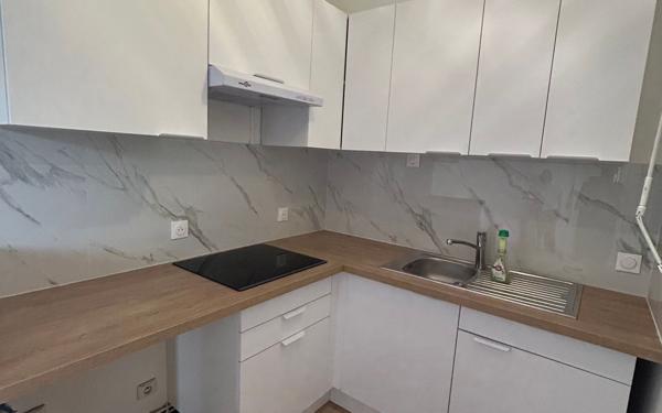 Appartement à vendre    1 pièce • 25,97 m2 Clichy-sous-Bois