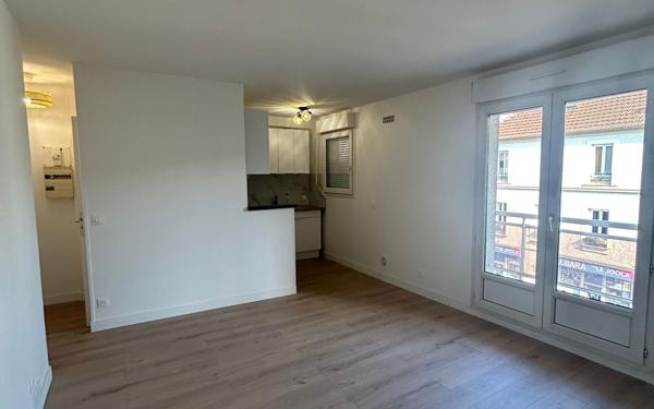 Appartement à vendre    1 pièce • 25,97 m2 Clichy-sous-Bois