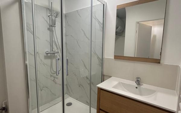 Appartement à vendre    1 pièce • 25,97 m2 Clichy-sous-Bois