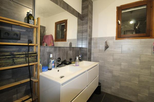 Maison pour grande famille à réinventer