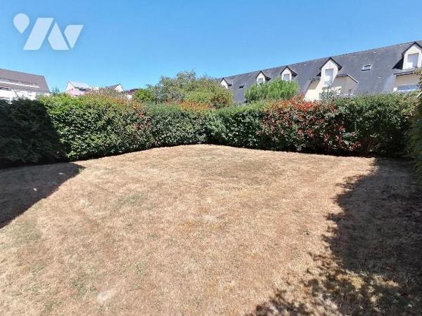 NOUVEAUTÉ TRENTE CINQ NOTAIRES !

Idéalement situé au coeur du quartier du Vert Buisson, à pr...