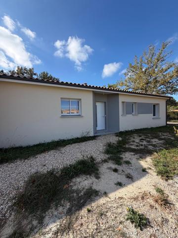 Maison contemporaine de 2025 avec garage