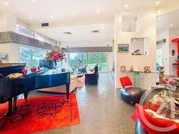 Maison à vendre  7 pièces - 274 m2 CHAMPNIERS - 16