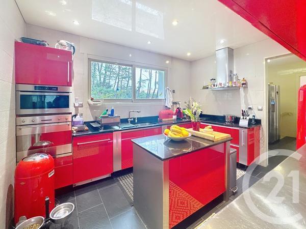 Maison à vendre  7 pièces - 274 m2 CHAMPNIERS - 16