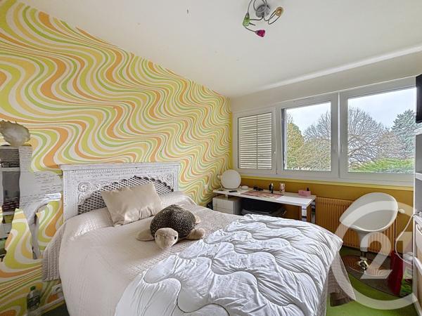 Maison à vendre  7 pièces - 274 m2 CHAMPNIERS - 16