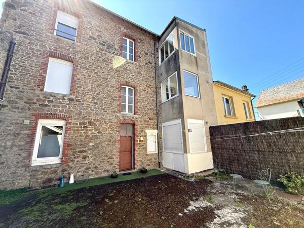 Appartement à vendre à Saint-Malo en Ille-et-Vilaine (35400), ref : 35144/325   
HOPITAL