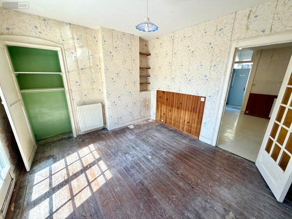 Appartement à vendre à Saint-Malo en Ille-et-Vilaine (35400), ref : 35144/325   
HOPITAL