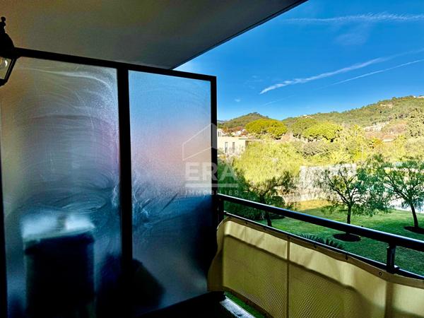 Location Appartement F1 La Roquette Sur Siagne