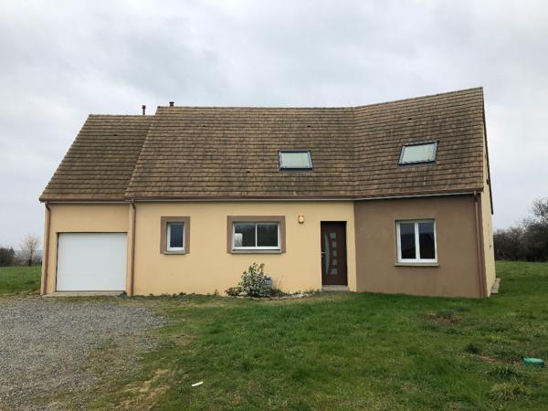 A louer - Maison à Fercé Sur Sarthe  deux chambres et grand jardin