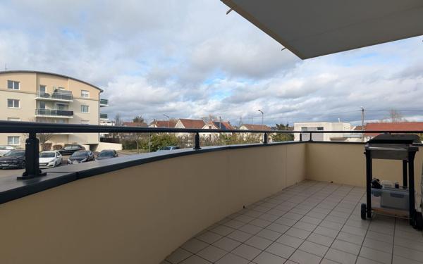 Appartement à vendre    3 pièces • 63,60 m2 Fontaine-lès-Dijon