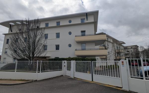 Appartement à vendre    3 pièces • 63,60 m2 Fontaine-lès-Dijon