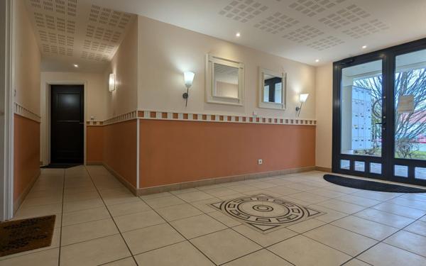 Appartement à vendre    3 pièces • 63,60 m2 Fontaine-lès-Dijon