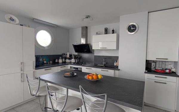 Appartement à vendre    3 pièces • 63,60 m2 Fontaine-lès-Dijon