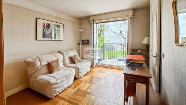 Appartement  4 chambres  2 balcons 152 m2  calme  5 pièces  Viroflay