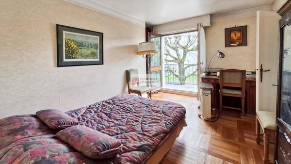 Appartement  4 chambres  2 balcons 152 m2  calme  5 pièces  Viroflay