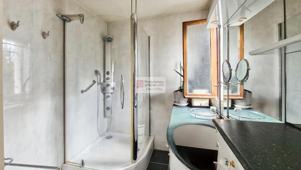 Appartement  4 chambres  2 balcons 152 m2  calme  5 pièces  Viroflay