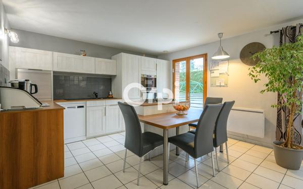 Maison à vendre    7 pièces •  Saint-Amand-les-Eaux