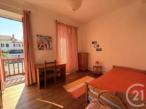 Appartement F4 à vendre  4 pièces - 89,61 m 2   CIBOURE  - 64