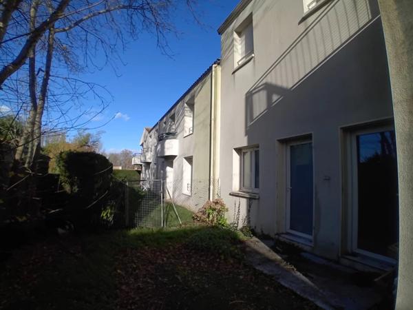 Location Local commercial 3 pièces 41 m2 à Bessines