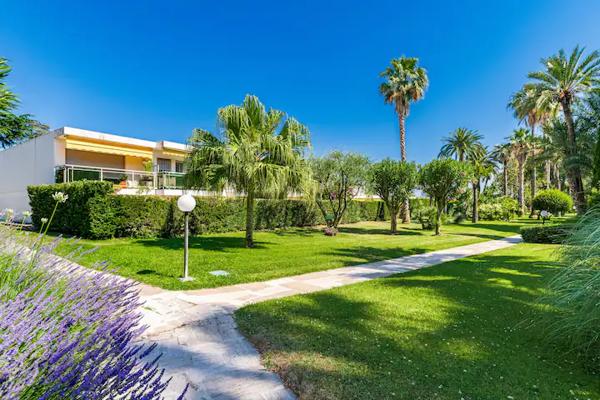 Appartement Cannes de type T1 bis plages du Midi 273 700 euros