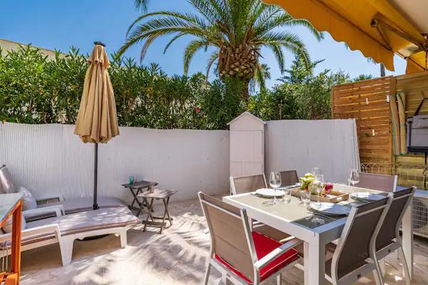 Appartement Cannes de type T1 bis plages du Midi 273 700 euros
