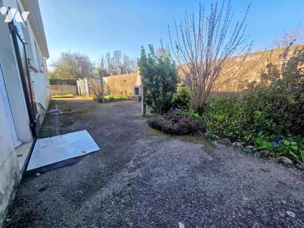 Maison au calme avec potentiel + dépendances – La Plaine-sur-Mer