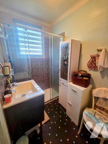 Maison au calme avec potentiel + dépendances – La Plaine-sur-Mer
