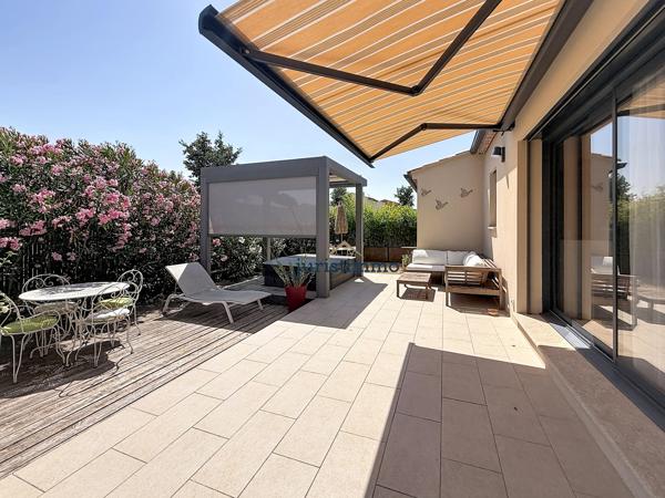 *** SOUS OFFRE*** Vaison-la-Romaine – Élégante villa contemporaine de plain-pied à deux pas du centre-ville